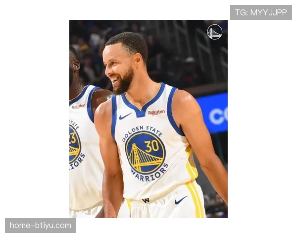 库里与中锋挡拆配合频繁 霍福德终结效率高居联盟前六