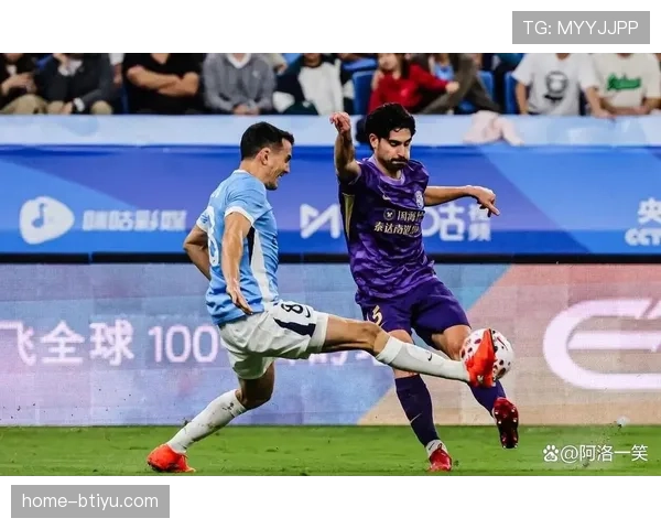 深圳新鹏城主场进攻潮席卷 韦斯利本科维奇双双梅开二度